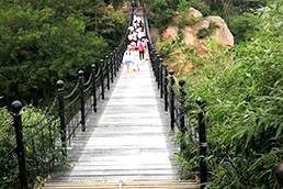 Agosto 22- Nag-organisa ang kumpanya ng isang day trip sa Laoshan North Jiushui